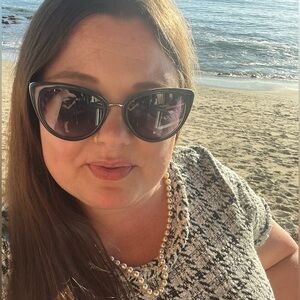 Meet your Posher, Lacey